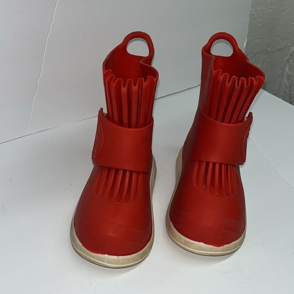 Butler Emporer Kids Adjustable Slip on red Overboots for Rain and Snow s 9/10/11 - Picture 2 of 6